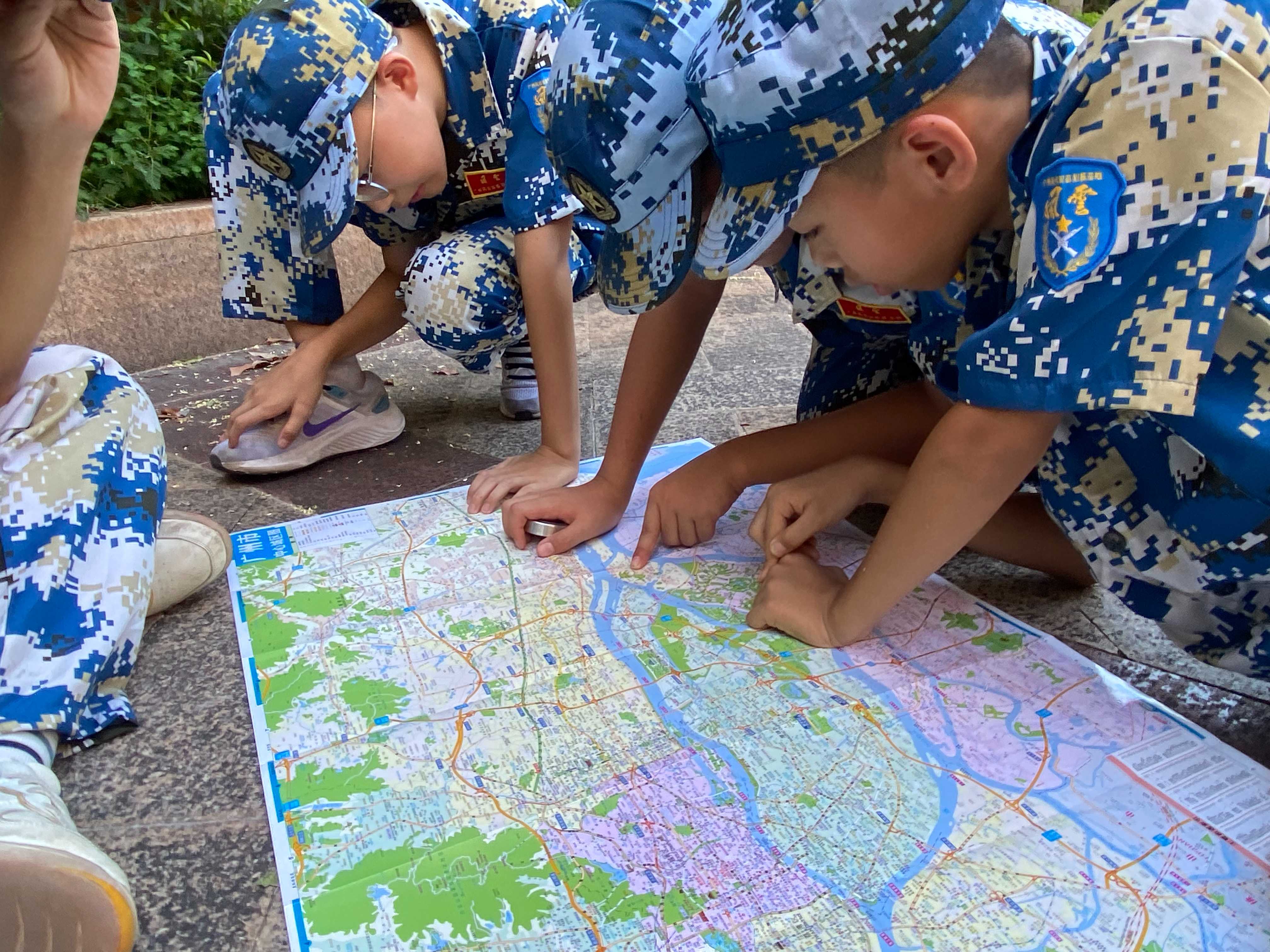 暑假夏令营广东费用，广东暑假孩子夏令营研学拓展案例